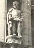 Hendrik van Borselen, heer van Veere. Kopie van het standbeeld van Hendrik van Borselen (ca. 1404-1474) in de gevel van het stadhuis van Veere. Het origineel bevindt zich in Museum de Schotse huizen in Veere.