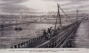 Verbetering van de Nieuwe Waterweg. Het steken van de eerste spade ter verbetering van de Nieuwe Waterweg in Hoek van Holland door de prins van Oranje, 31 oktober 1866.
